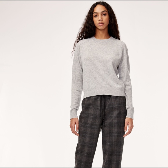 Aritzia the group by Babaton luxe cashmere crew